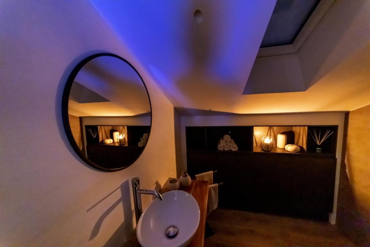 Panoramic Penthouse In The Historical Center Lejlighed Domodossola Eksteriør billede